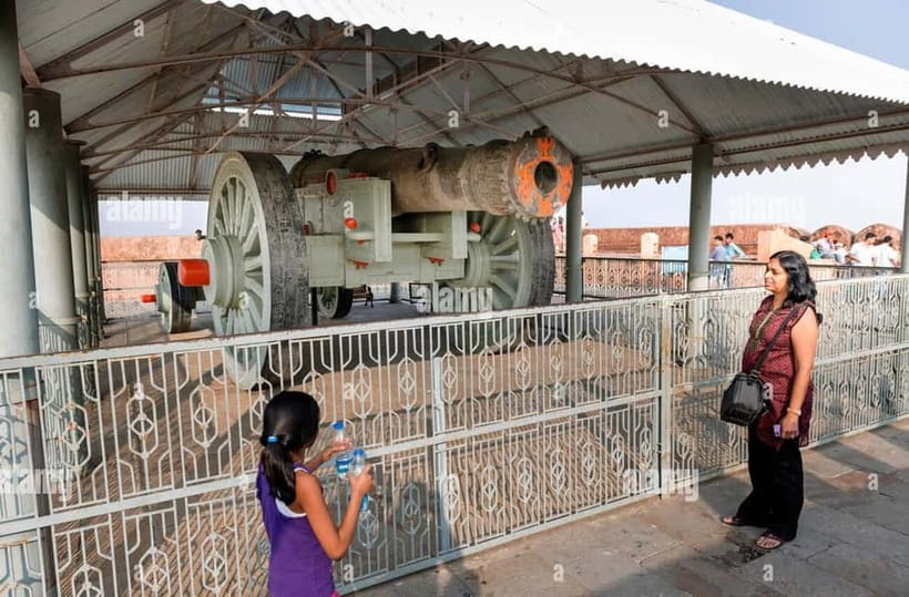 Jaipur: 4 Hours Nahargarh and Jaigarh Forts Tuk-Tuk Tour - Nahargarh Fort: Hilltop Views and a Fort Built to Watch the City