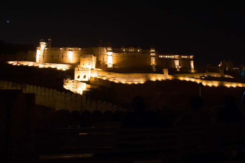 Jaipur: Amber Fort Light & Sound Show with Dinner - Key things that make this experience worth your evening