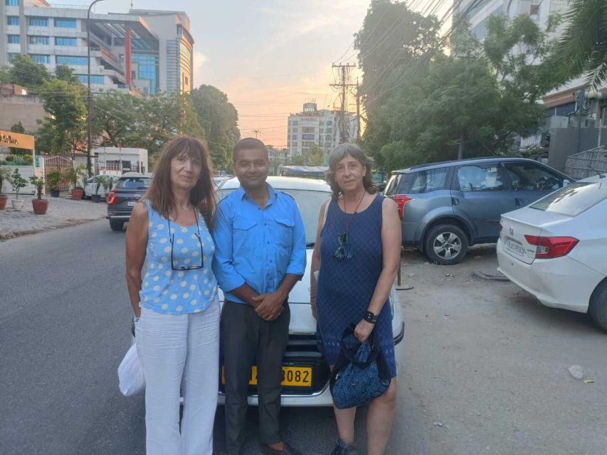 Jaipur car tour - English-speaking local driver! - The classic Jaipur circuit: Panna Meena ka Kund, Jal Mahal, Hawa Mahal