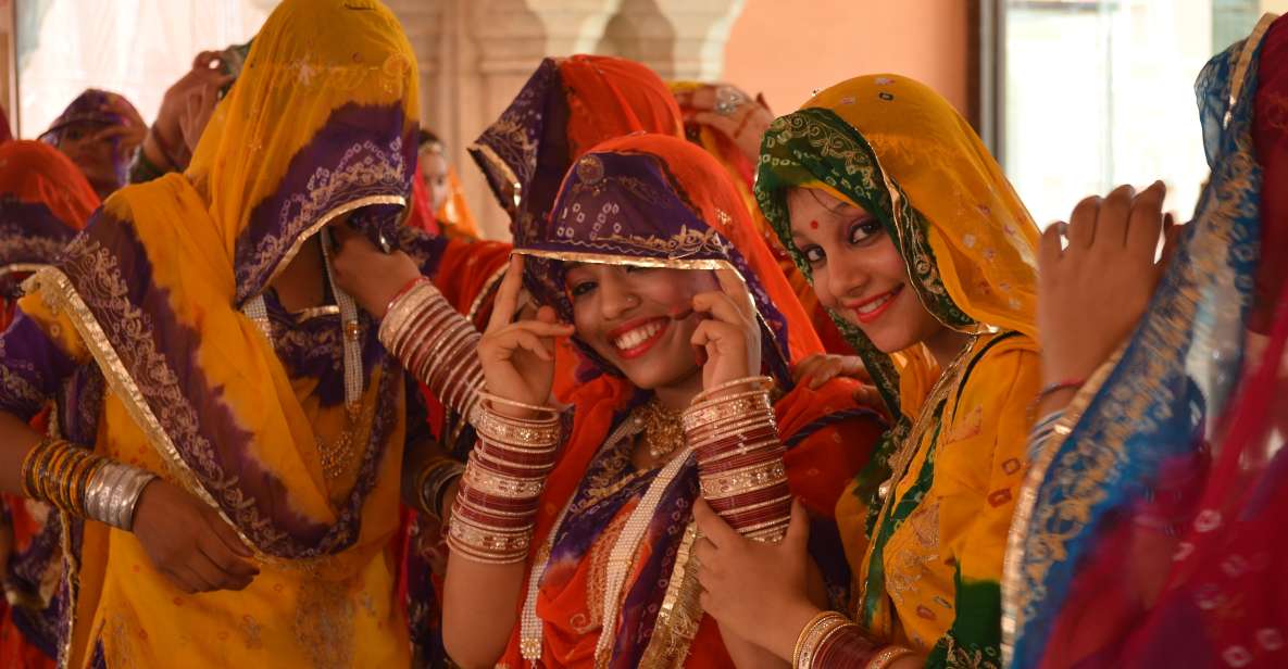 Jaipur : Cultural & History Tour With Private Guide - Hawa Mahal and its 953 jharokhas: the morning photo win