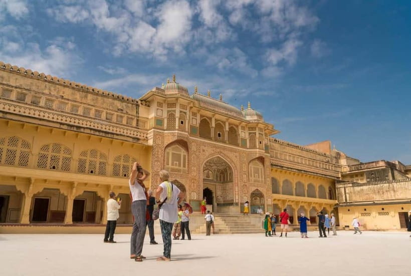 Jaipur: Explore City Sights, Amber Fort & Monkey Temple - Why this 7-hour Jaipur route fits real sightseeing days