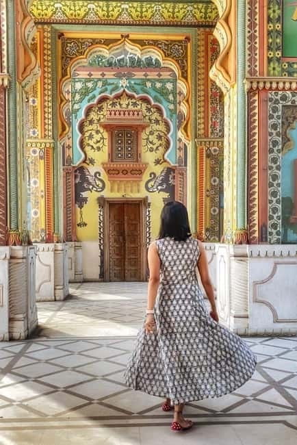 Jaipur: Full Day City sightseeing with Car, Guide & Lunch - Panna Meena ka Kund: a stepwell that makes sense once you see it