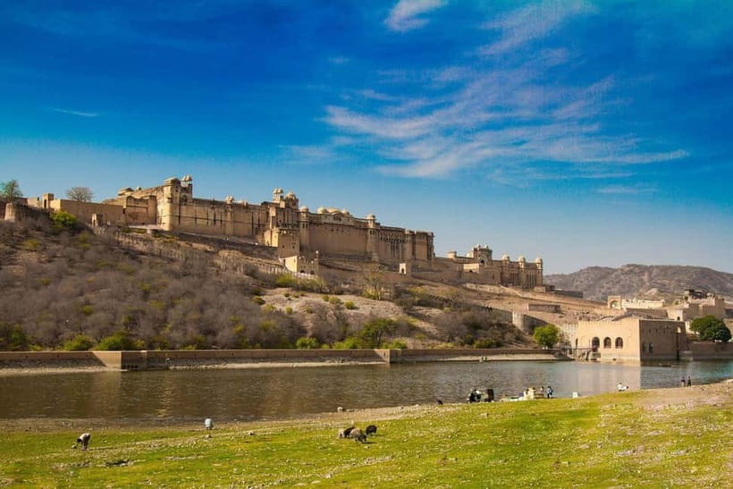 Jaipur: Full Day City sightseeing with Car, Guide & Lunch - Lunch in Jaipur: better when it’s built into the plan