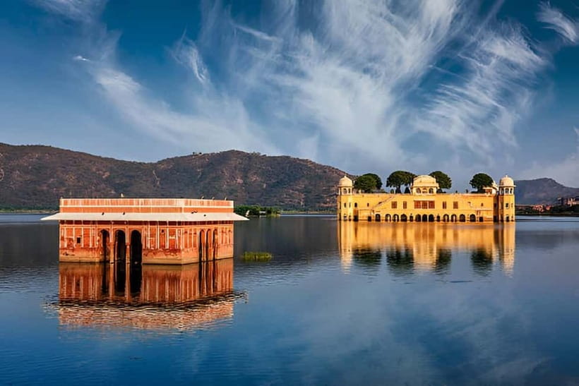 Jaipur: Full-Day Private Sightseeing Tour by Tuk Tuk - Pickup, timing, and how you’ll move between sights