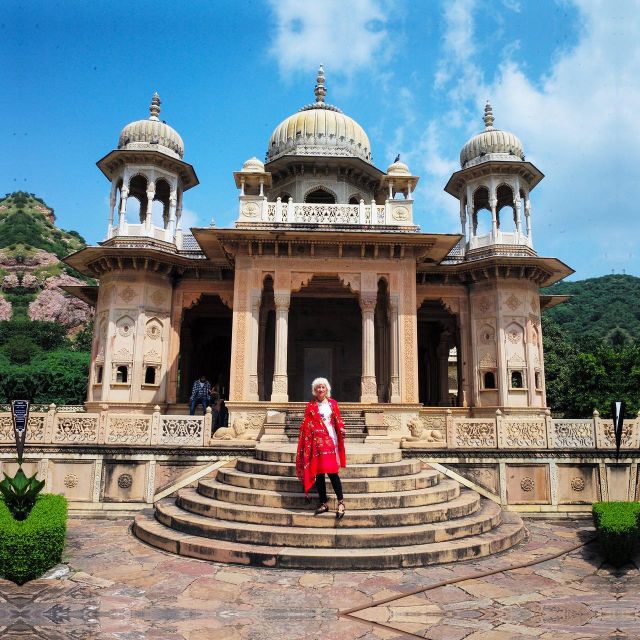 Jaipur: Full-Day Sightseeing Tour with Guide and Lunch - Jal Mahal photo stop: how to make the most of the floating-palace views
