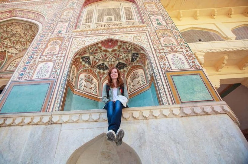 Jaipur: Full-Day Sightseeing Tour with Guide and Lunch - Pickup, AC comfort, and getting around with a private chauffeur