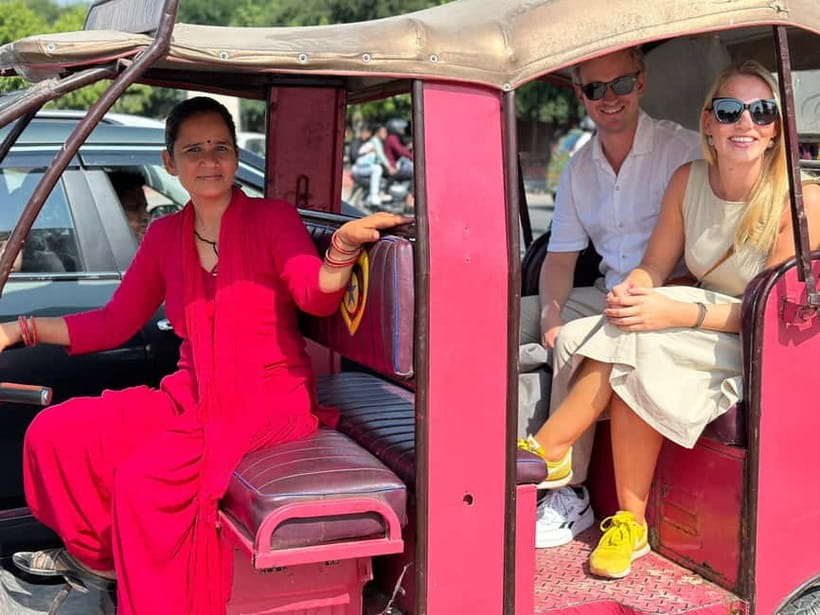 Jaipur Half-Day City Tour By E-Rickshaw with Female Driver - Key things that make this tour worth your time