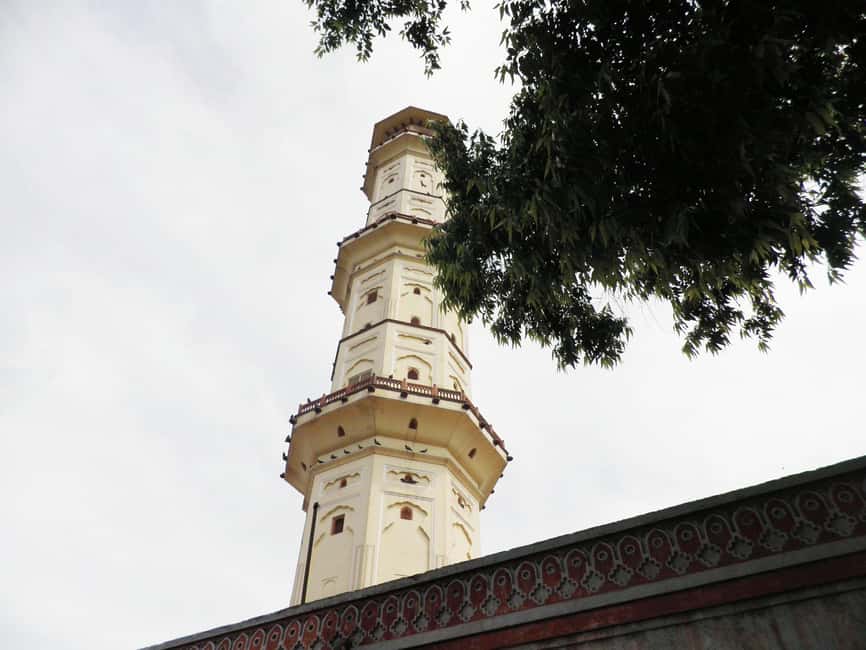 Jaipur: Half-Day Sightseeing Tour of the Heritage Pink City - City Palace: Royal Residence Courtyards and Real Architecture Time