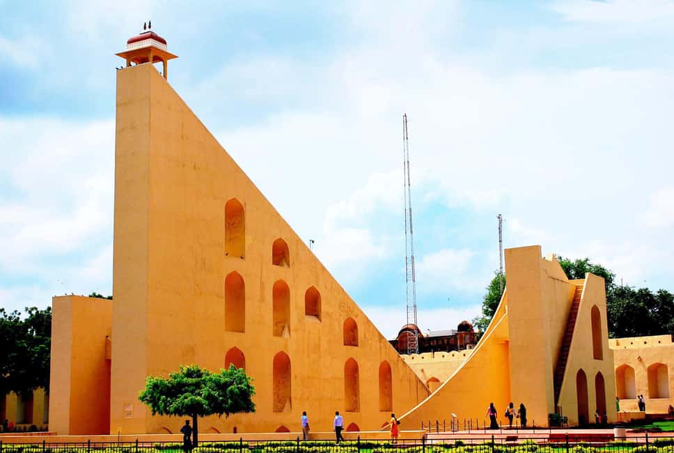 Jaipur: Half-Day Sightseeing Tour of the Heritage Pink City - Albert Hall Museum: Jaipur’s Oldest Museum and Time for Arts-and-Crafts Browsing