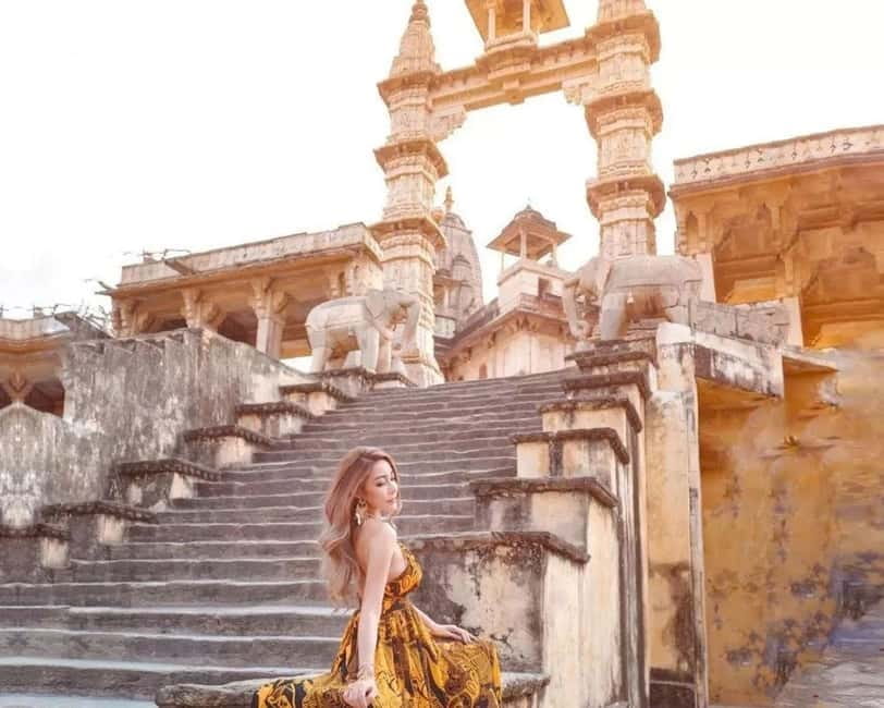 Jaipur: Instagram Photo Experience with a Guide - Jantar Mantar: Stop for the Stone Math