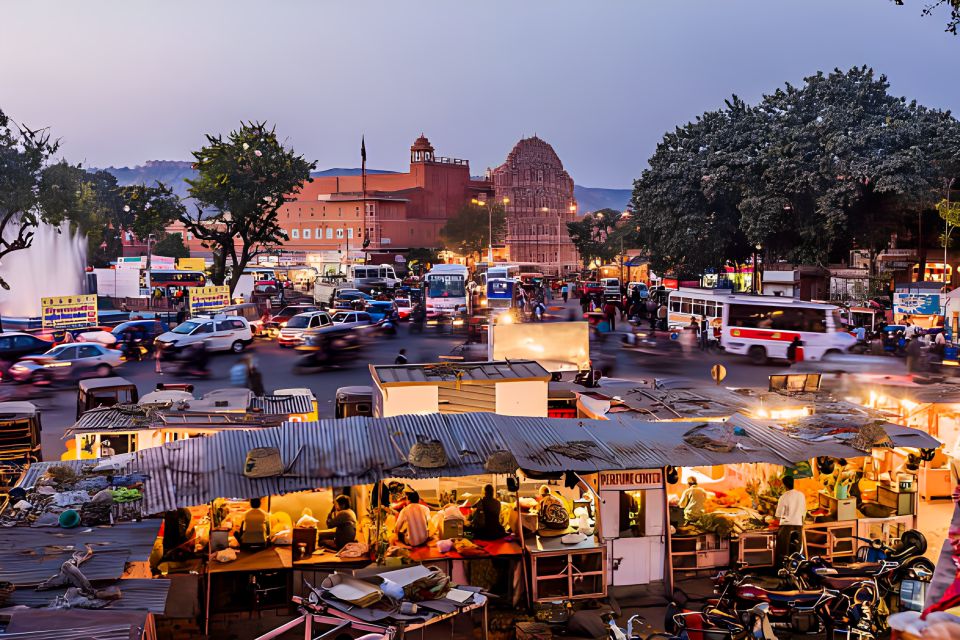 Jaipur: Jaipur & Amber Fort Full or Half-Day Guided Tour - City Palace: How Maharaja Life Translates Into a Walk-Through