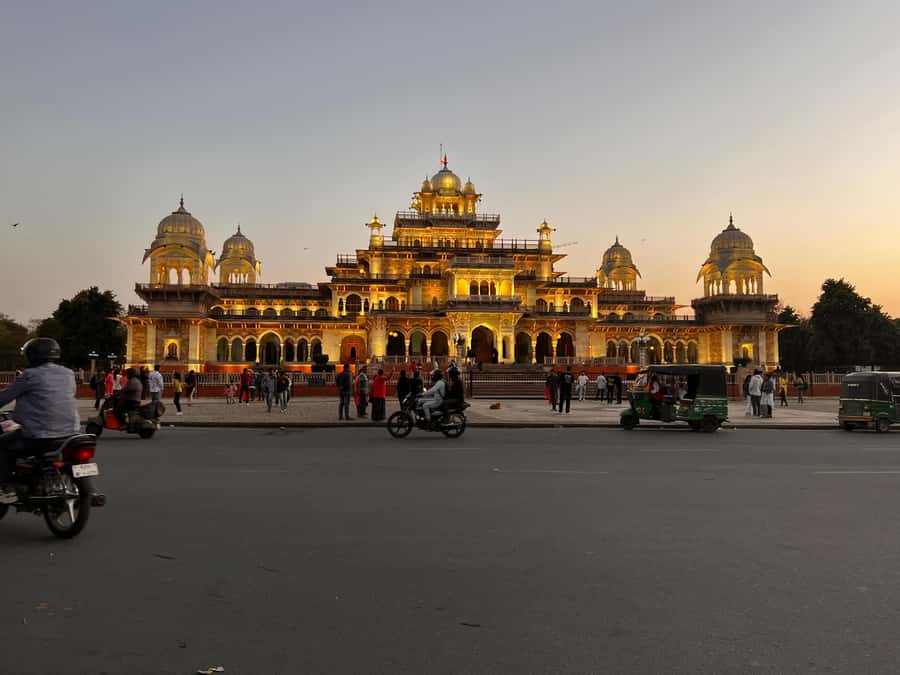 Jaipur: Night Tuk-Tuk Tour With Friendly Local Driver - The Pink City Drive and Hawa Mahal’s 953 Windows at Night
