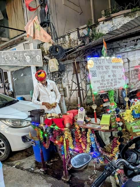 Jaipur : No Diet Club Amazing Street Food Tasting in Jaipur - Pink City Lanes With a Guide Named Bhavya