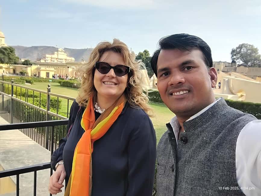Jaipur Private Day Trip with Monument Tickets from New Delhi - Private tour highlights that make this route work