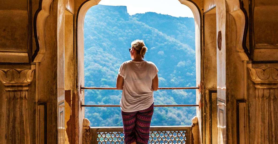 Jaipur: Private Instagram Tour of Top Photography Spots - Private Tuk-Tuk vs Private Car: Choose Your Comfort and Photo Style