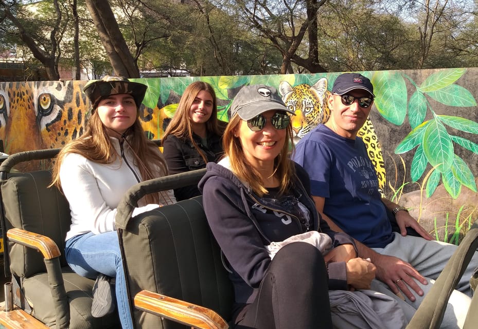 Jaipur: Private Jhalana Leopard Safari Tour - Meeting point reality: where you’ll connect with the safari team