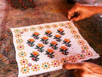 Jaipur: Private Shopping Tour with Block Printing Workshop - Inside the Block Printing Workshops: Wood Blocks and Natural Dyes
