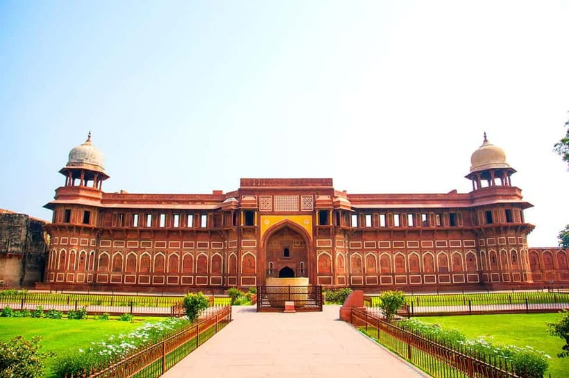 Jaipur: Tajmahal Sunrise Tour with Fatehpur Sikri & Abhaneri - Entering the Taj Mahal before the crowds: what you’ll actually see