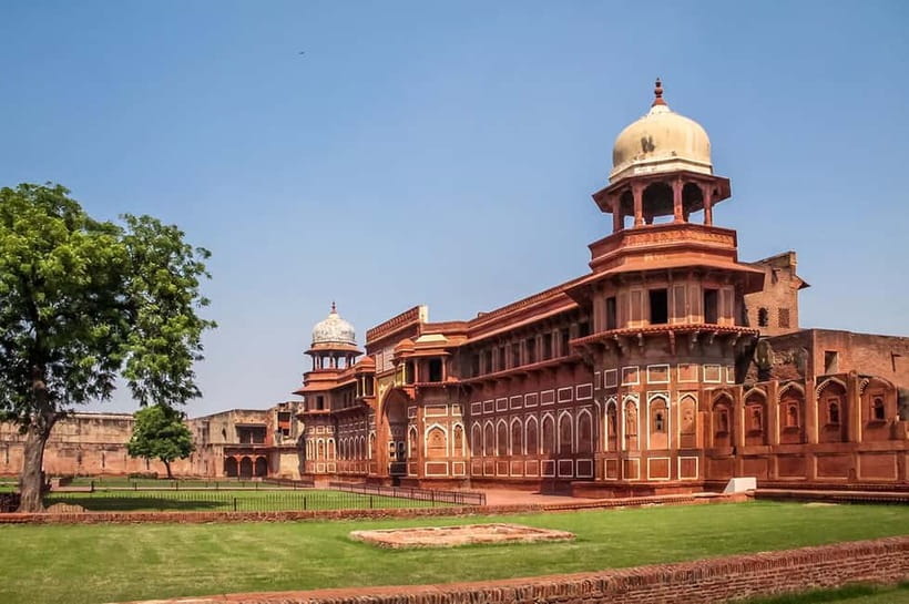 Jaipur: Tajmahal Sunrise Tour with Fatehpur Sikri & Abhaneri - Guide quality matters more than you think