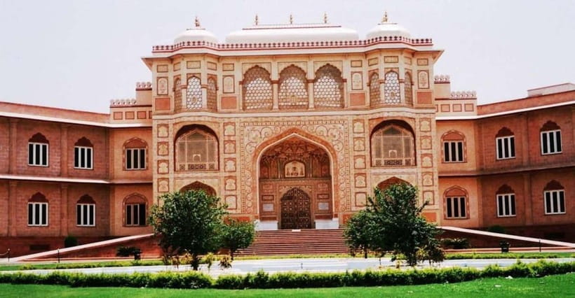 Jaipur Tour ( Pink City ) by Car From Delhi - All Inclusive - Jal Mahal on Man Sagar Lake: The Quiet Pause