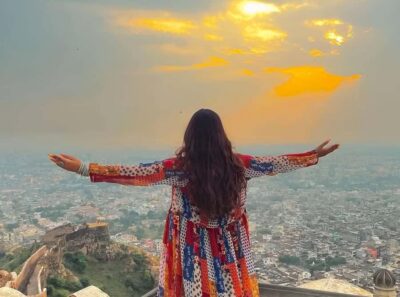 Jaipur: Tour with Nahargarh Sunrise or Monkey Temple Sunset - The practical setup: private AC, pickup, and what you actually pay for