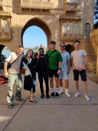 Jaisalmer Walking Tour: A Stroll Through Time and Culture - Jaisalmer Fort UNESCO: your photo stop becomes a story
