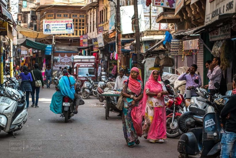 Jodhpur: Blue City Full-Day Tour with Guided Heritage Walk - Shopping time: useful crafts or a time trap?
