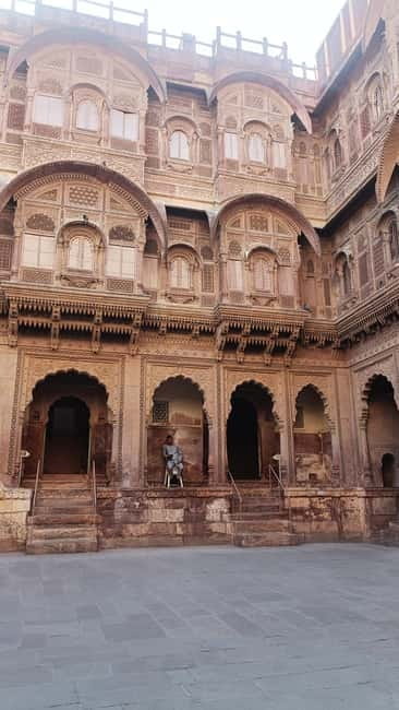 Jodhpur: Guided City Tour - Ghanta Ghar Clock Tower and Sardar Market: craft workshops and tea shopping