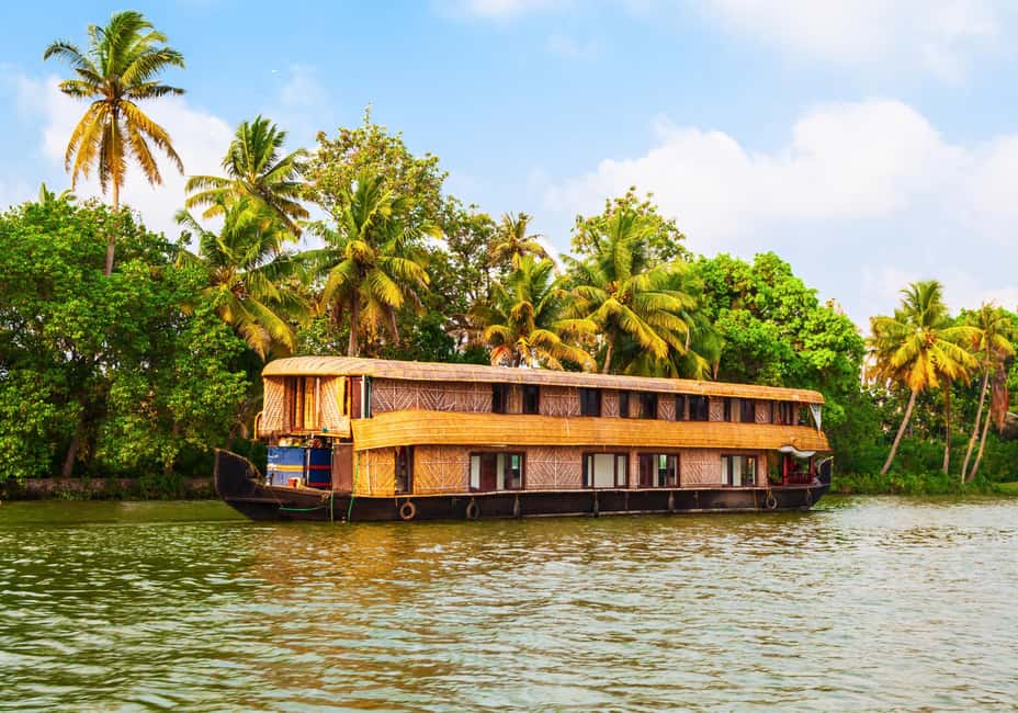 Kochi: 1 Night Alappuzha Backwaters House Boat Cruise Tour - Entering Alappuzha Backwaters: the Venice of the East vibe