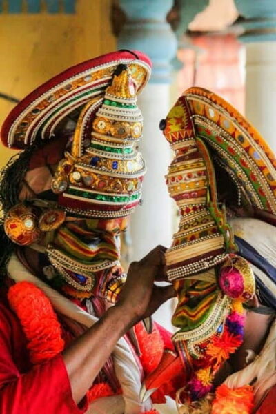 Kochi: Kathakali, Theyyam, and Kalaripayattu Evening Show - Price and Value: Is $11 Actually Good Here?