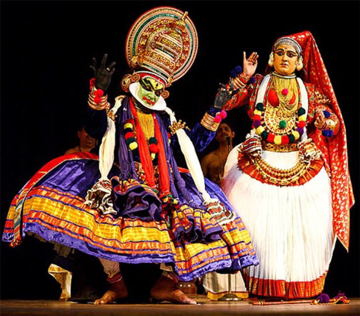 Kochi: Kathalki Theatre and Dinner Experience - Kathakali at Cochin Cultural Center: What You’re Really Watching