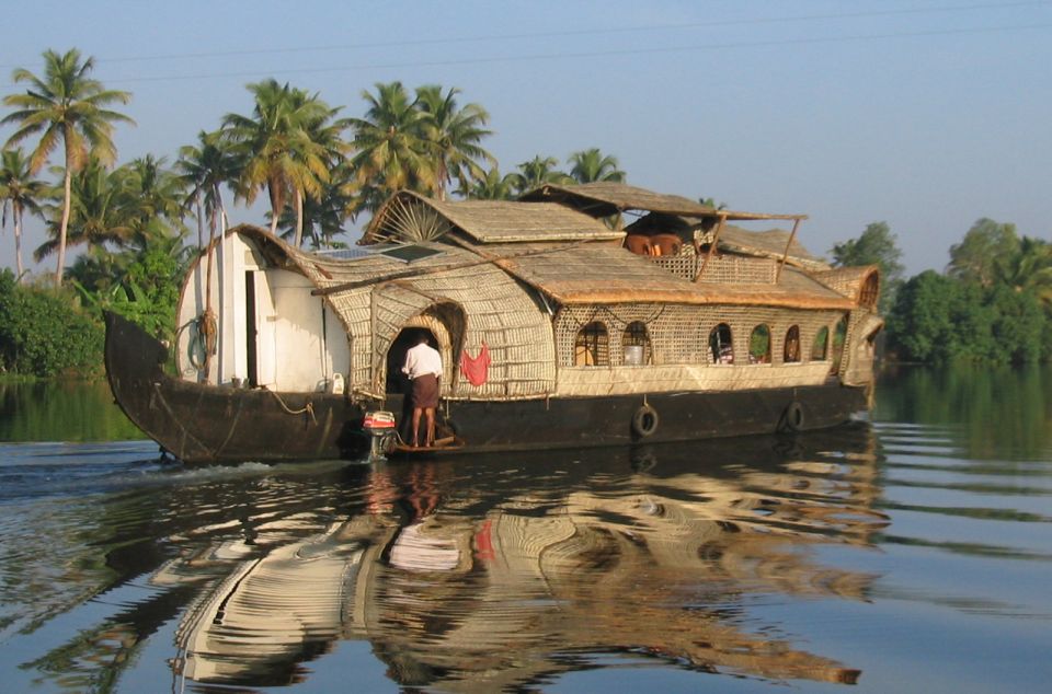 Kochi: Private Backwater Houseboat Day Cruise with Transfers - How the day works: from Cochin pickup to late-day drop