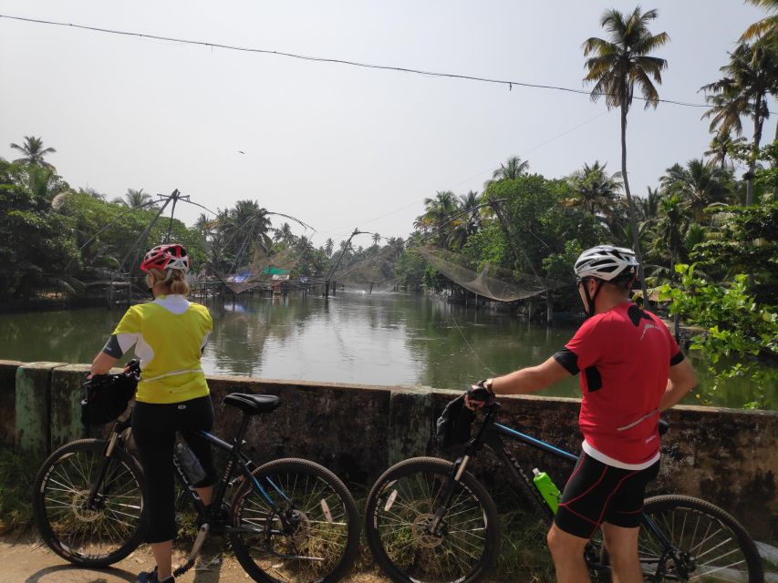 Kochi to Marari/ Kumarakom/ Alleppey eBike/Cycling Tour - Anthakaranazhi Beach break: photos, guidance, and a real pause