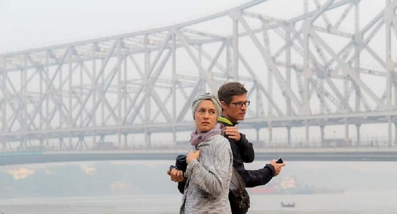 Kolkata: Magic Hour Tour with Breakfast - Meet-up at Metro INOX and the small-group advantage