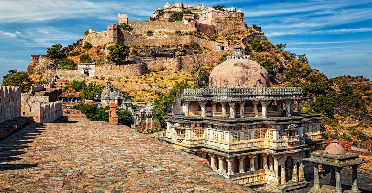 Kumbhalgarh and Ranakpur: Private Day Trip from Udaipur - Kumbhalgarh Fort: the wall that changes how you see the drive