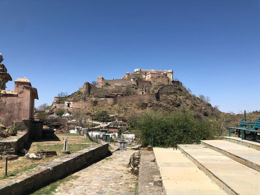 Kumbhalgarh Fort and Jain Temple from Jodhpur To Udaipur - Private driver value: safe roads and smart pacing