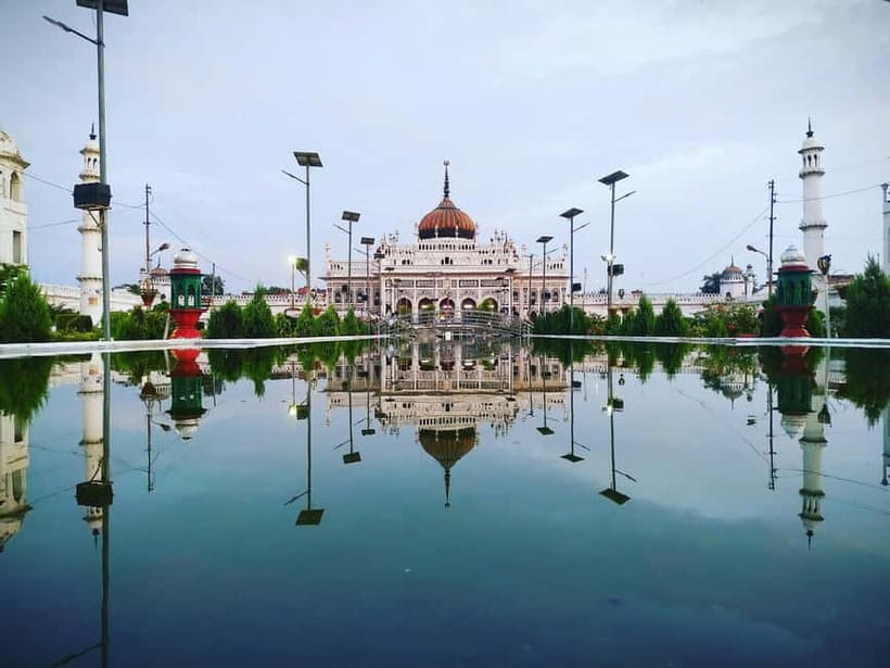 Lucknow: Private Day Tour with Lunch and Hotel Pickup - Timing and Pickup: The Day Runs on Morning Logic