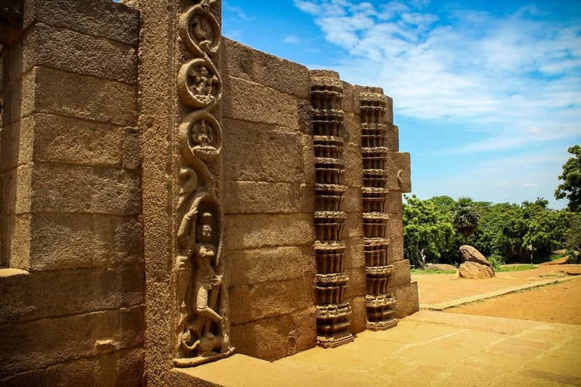 Mahabalipuram walking tour with local guide and lunch - Group of Monuments: Arjuna’s Penance and Butter Ball in context