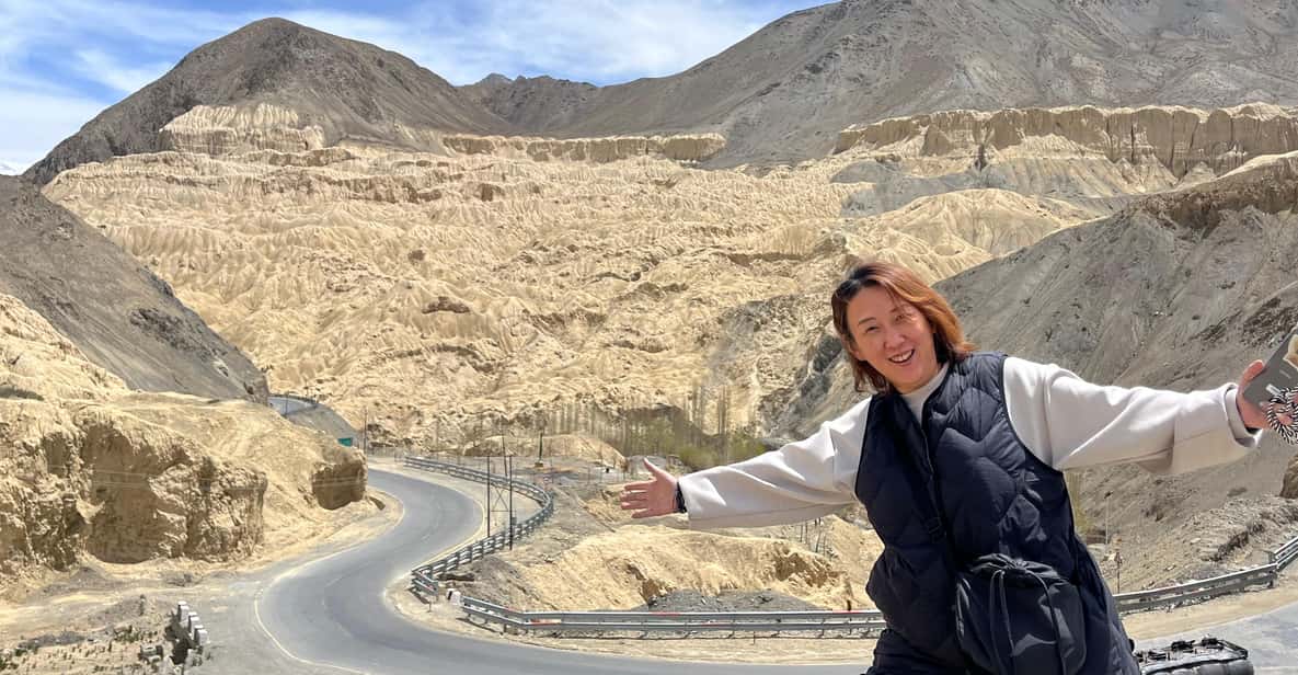 Marvels of Ladakh: Leh to Alchi, Likir and Lamayuru in a Day - Khardung La Pass: the included viewpoint that turns driving into sightseeing