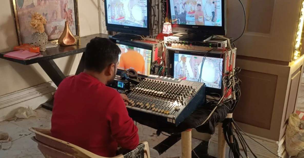 Mumbai: Bollywood Studio Guided Tour with Tickets - Key highlights worth marking on your mental map