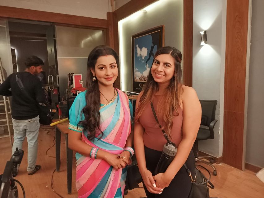 Mumbai: Bollywood Studio Guided Tour with Tickets - Who Should Book This Bollywood Studio Experience