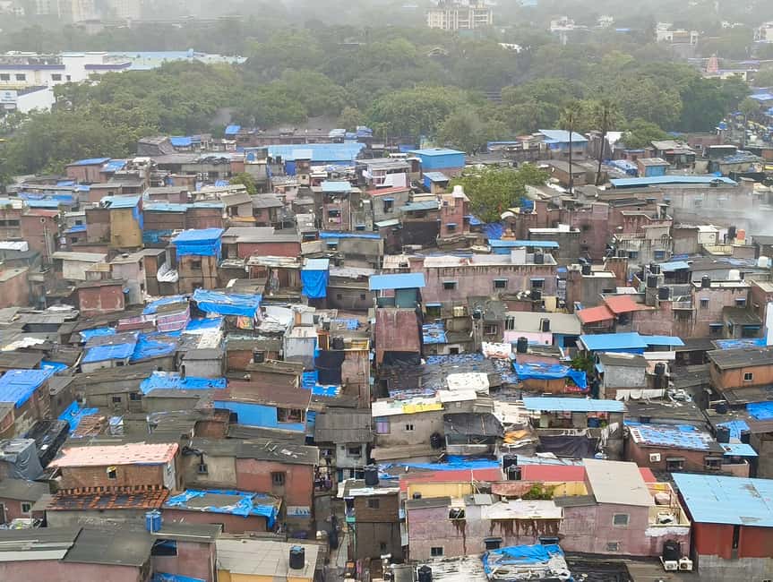 "Mumbai Dharavi Slum Tour" - Leather manufacturing and Kumbharwada pottery lanes