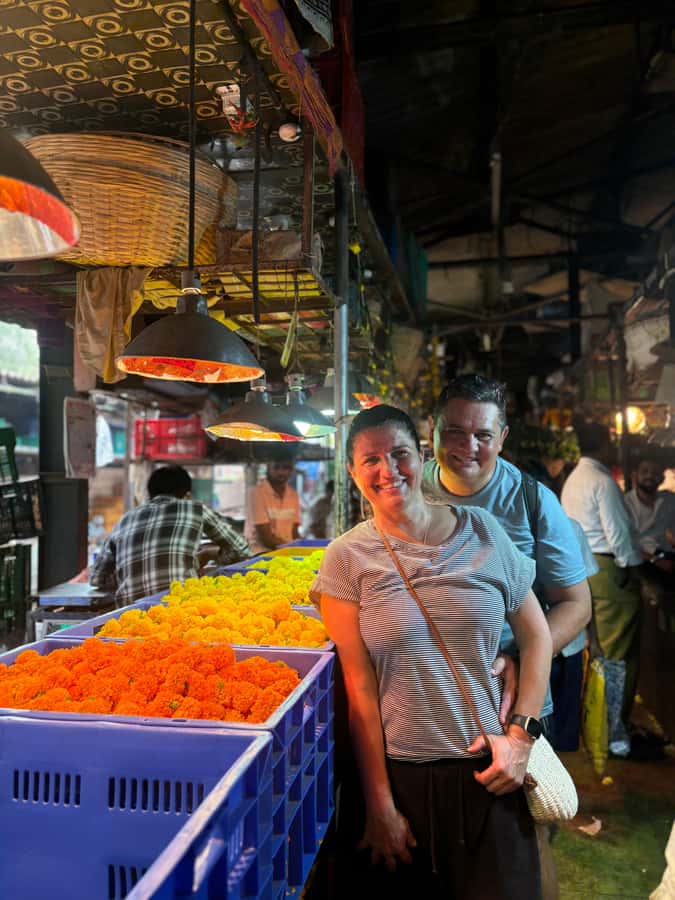 Mumbai: Elephanta Caves: Island Tour With Options - Entering the Elephanta Caves: where the art does the talking