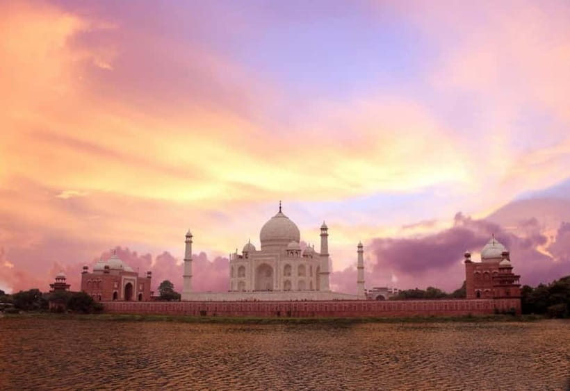 Mumbai to Agra Taj Mahal Tour: Same-Day or Multi-Day - Price and what you actually get for $70
