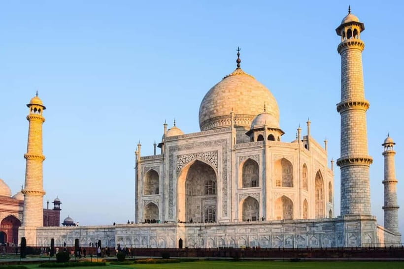 Mumbai to Agra Taj Mahal Tour: Same-Day or Multi-Day - Lunch at a 5-star meal stop (and why it’s included)