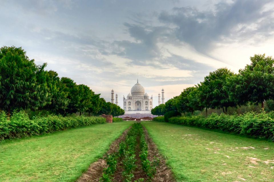 New Delhi: 2-Day Tour of Agra & Fatehpur by Superfast Train - Agra Fort and Baby Taj: The Places People Skip (and Shouldn’t)