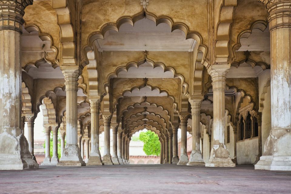 New Delhi: 2-Day Tour of Agra & Fatehpur by Superfast Train - Who This Tour Fits Best (and Who Might Want to Skip)