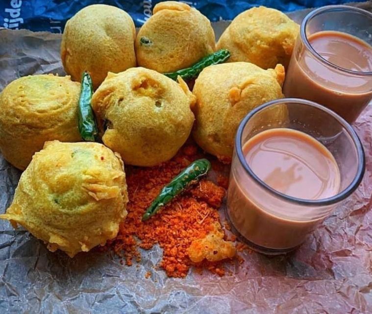 Private Mumbai Street Food Tasting Tour - The small town walk: the part people remember later