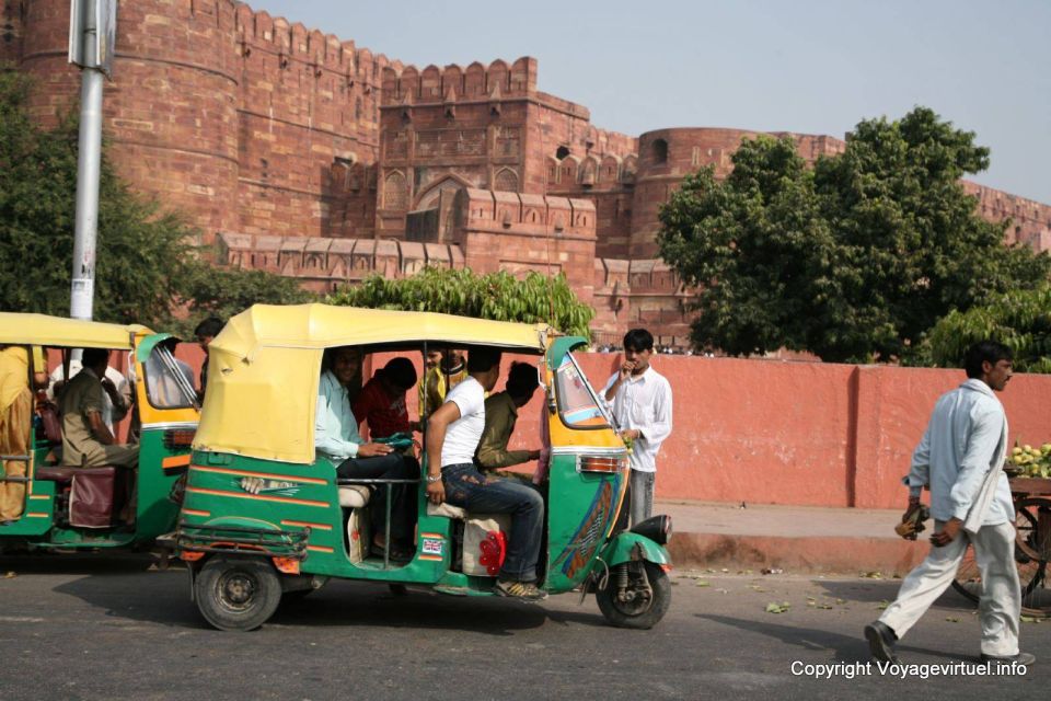 Taj Mahal, Agra Fort Day Tour with Transfers - Comfort, guides, and languages: what you can control