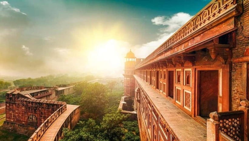 Taj Mahal: Express Entry Ticket For Sunset Tour with guide - Express entry tickets: less queue time, more seeing time